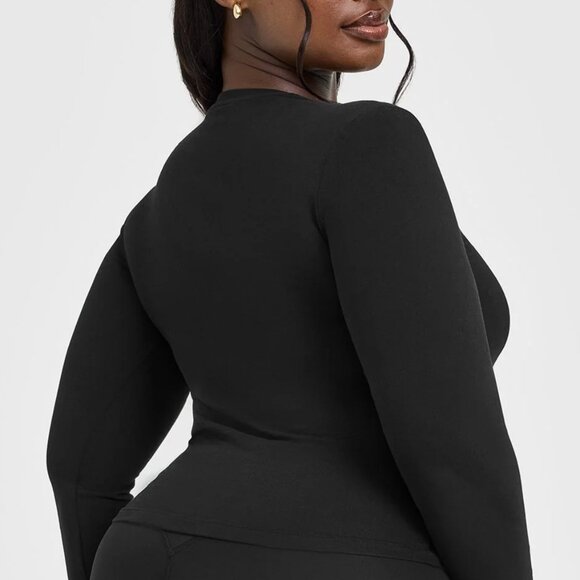 Cotton Icon Long Sleeve Top - Picture 2 of 3